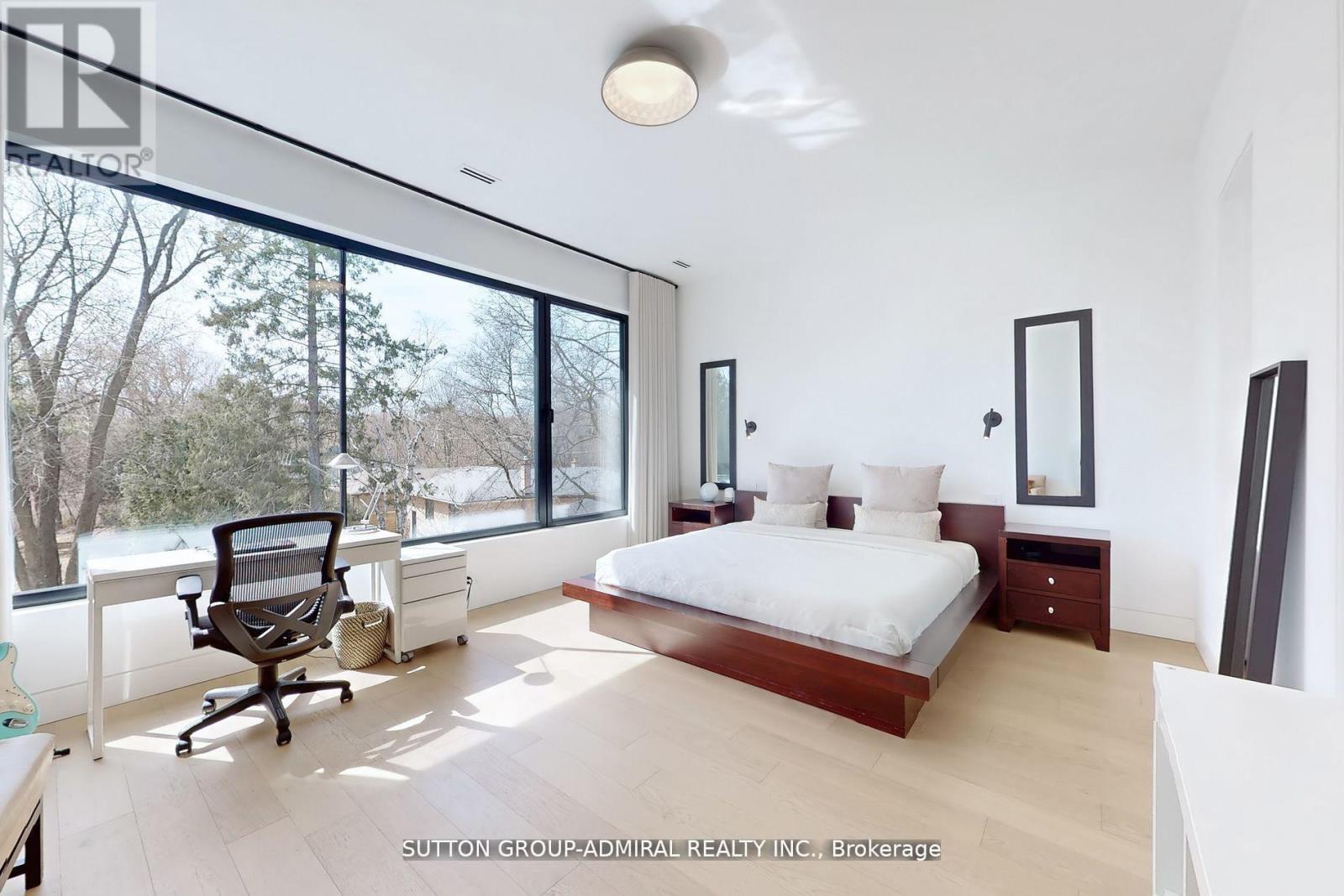 126 Wood Lane, Richmond Hill, ON - Indoor Photo Showing Bedroom