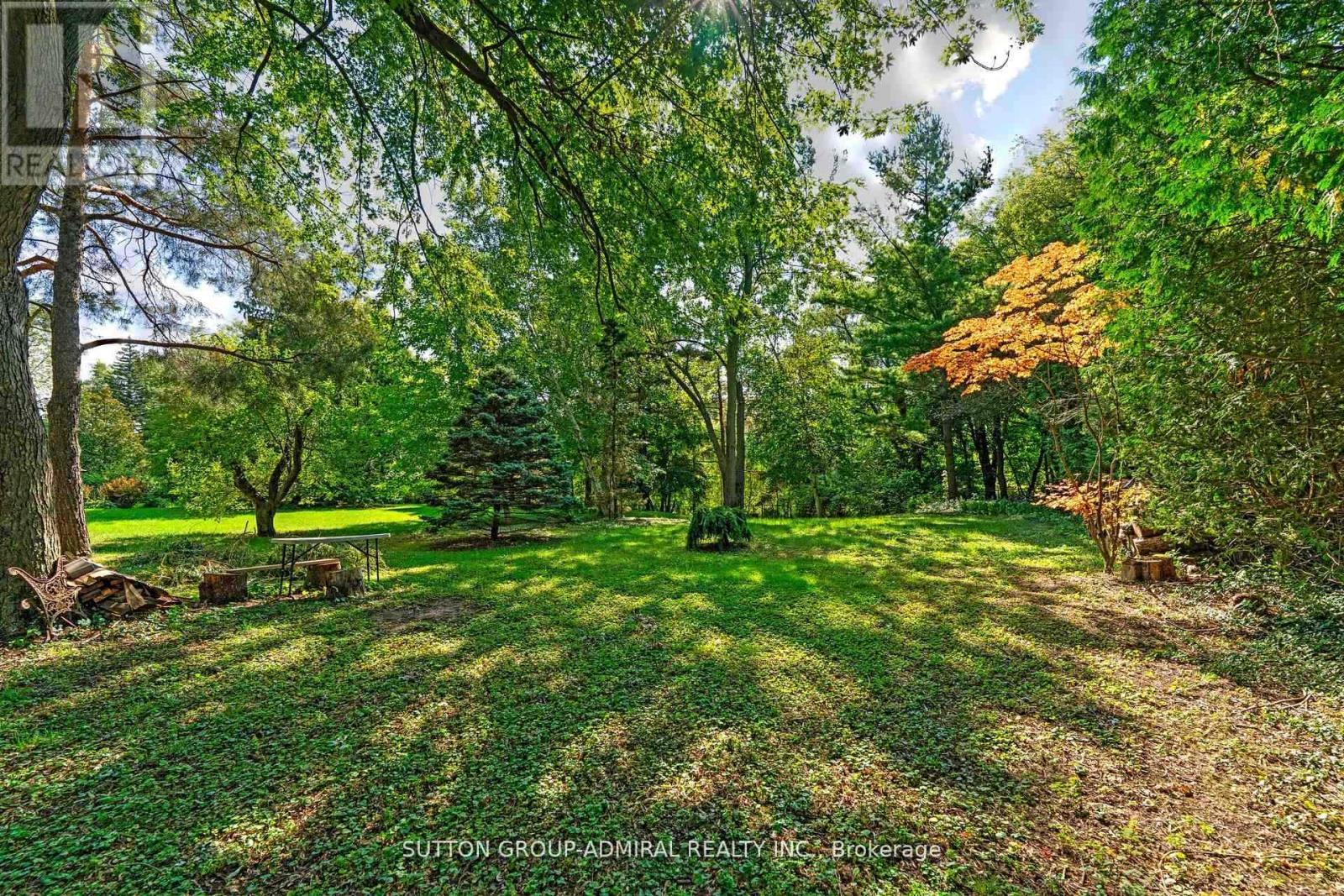 126 Wood Lane, Richmond Hill, ON - Outdoor