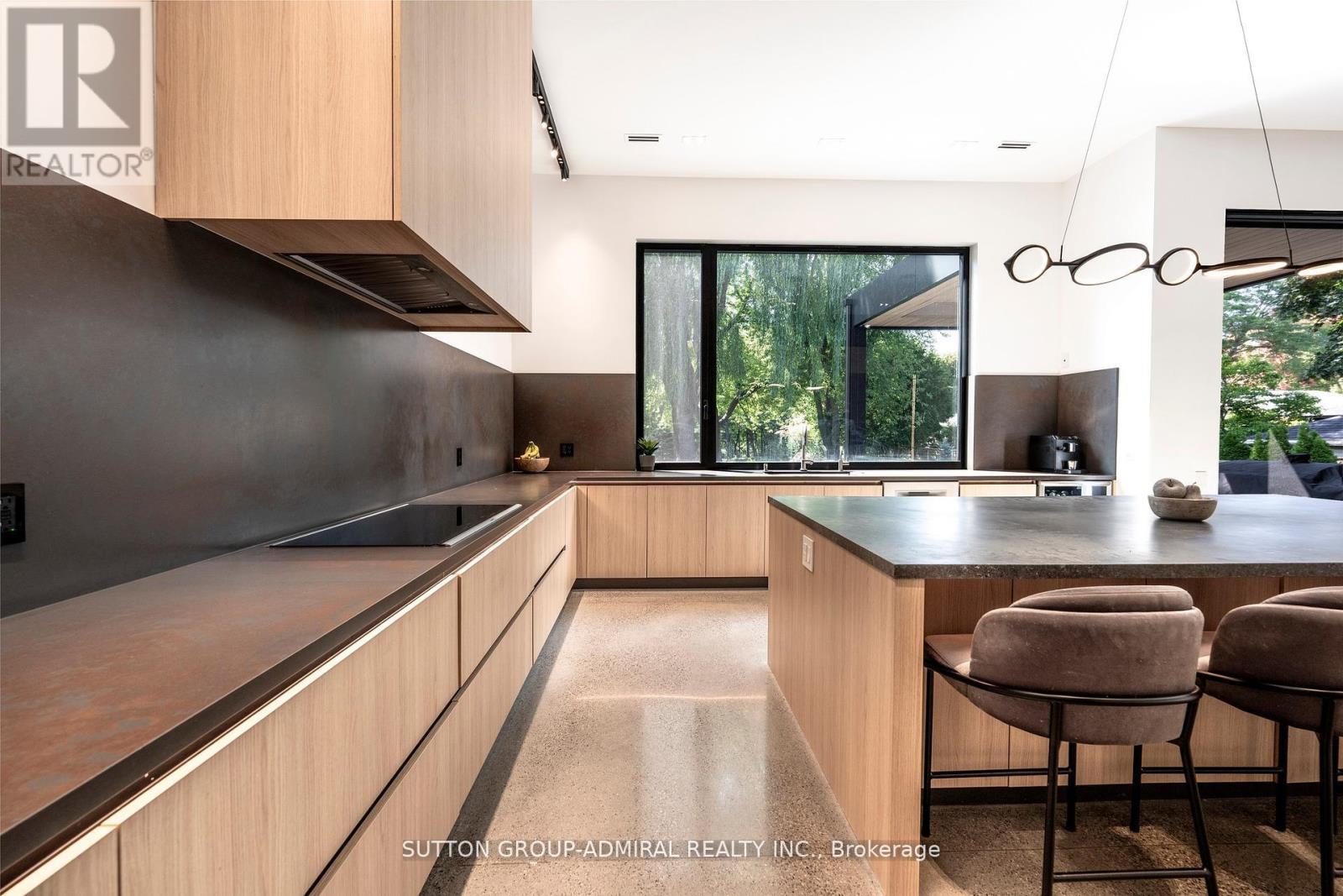 126 Wood Lane, Richmond Hill, ON - Indoor