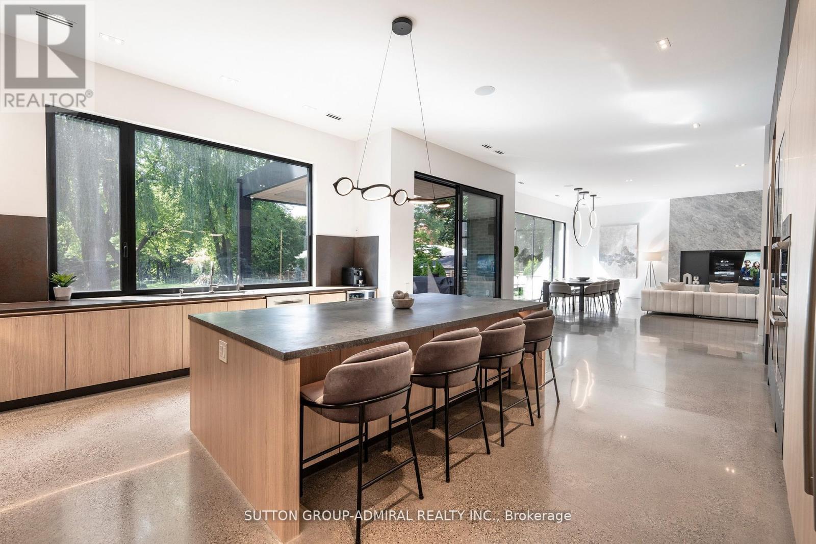 126 Wood Lane, Richmond Hill, ON - Indoor