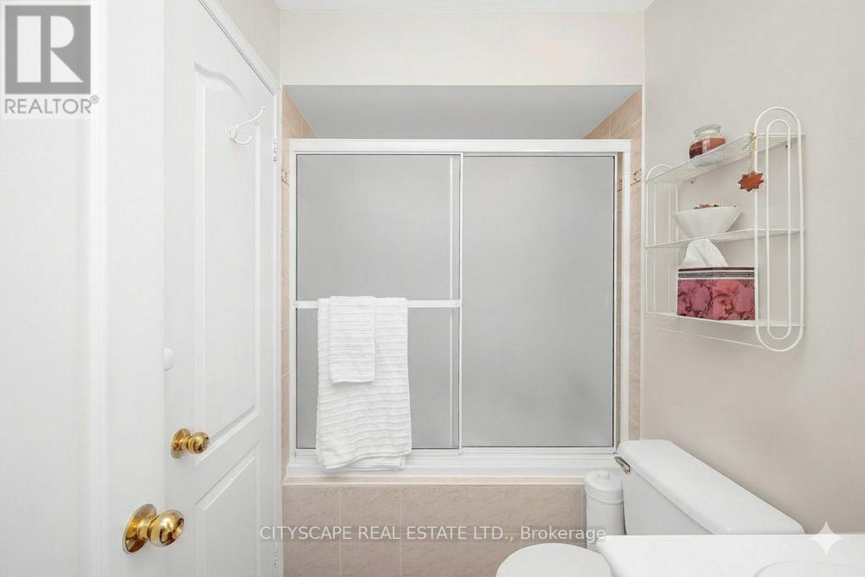 6121 Maple Gate Circle, Mississauga, ON - Indoor