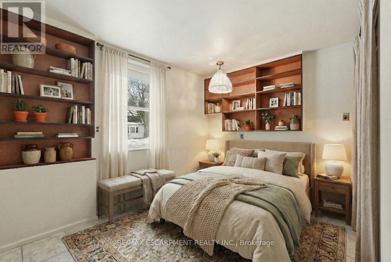 Virtually Staged - 92 Gary Avenue, Hamilton, ON - Indoor Photo Showing Bedroom