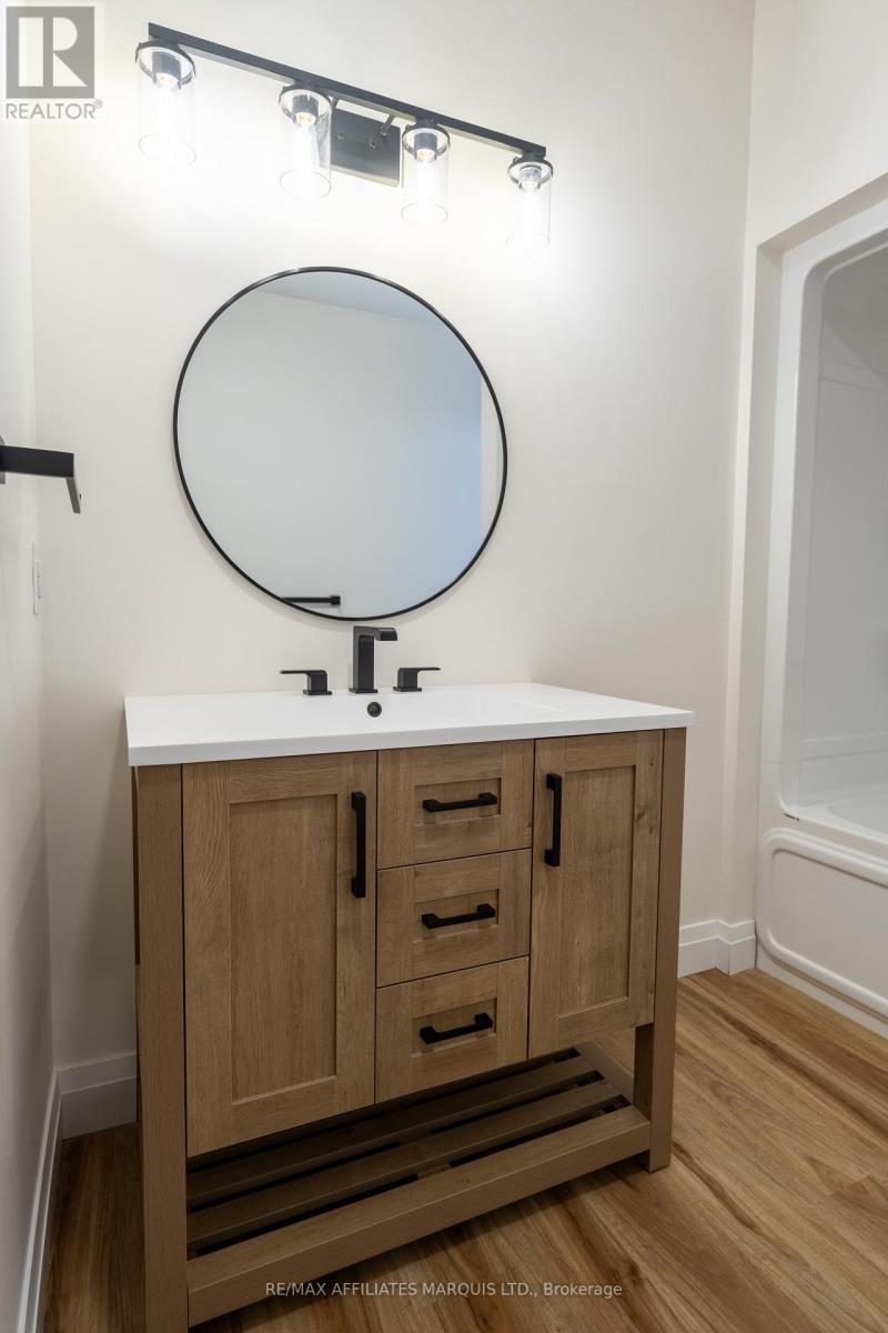 2286 Crewson Crescent, Cornwall, ON - Indoor Photo Showing Bathroom