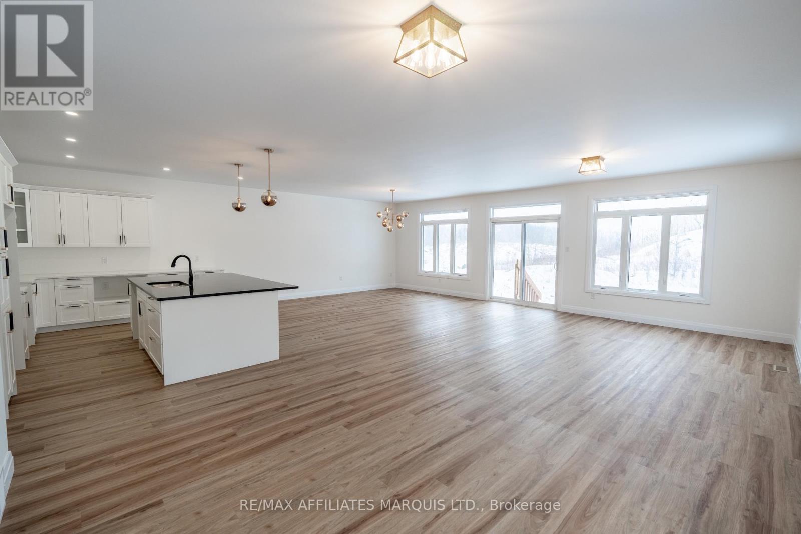 2286 Crewson Crescent, Cornwall, ON - Indoor