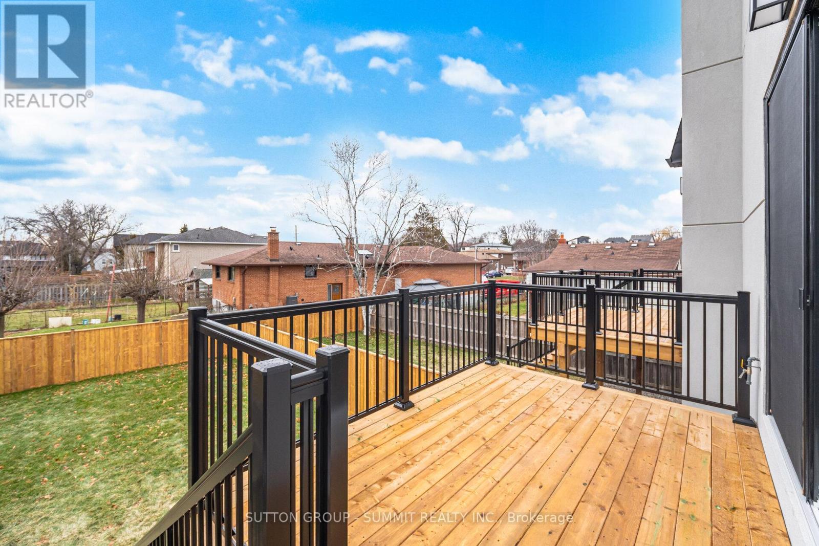 1228 Alexandra Avenue, Mississauga, ON - Outdoor With Deck Patio Veranda