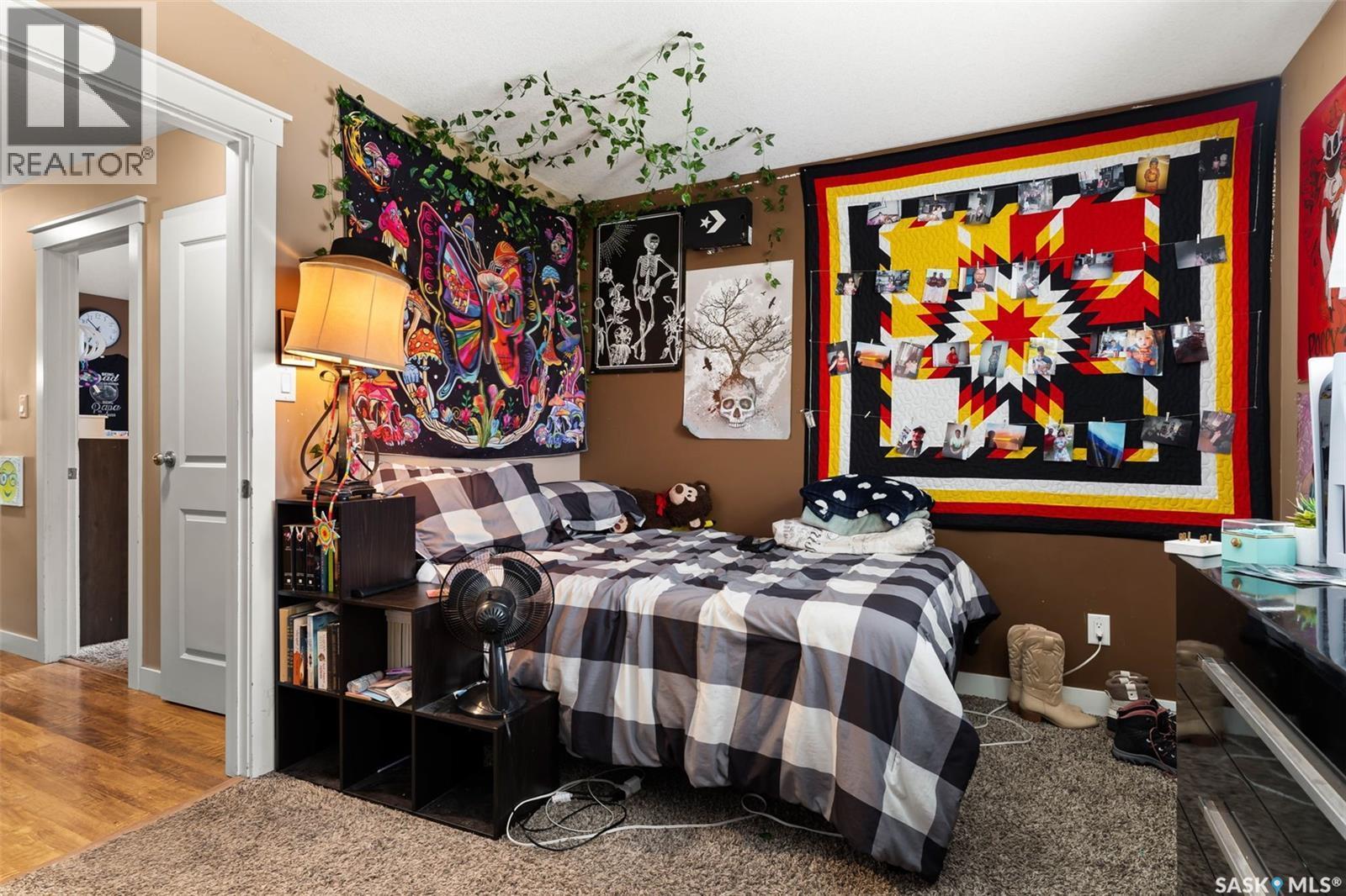 1358 Arthur Street, Regina, SK - Indoor Photo Showing Bedroom