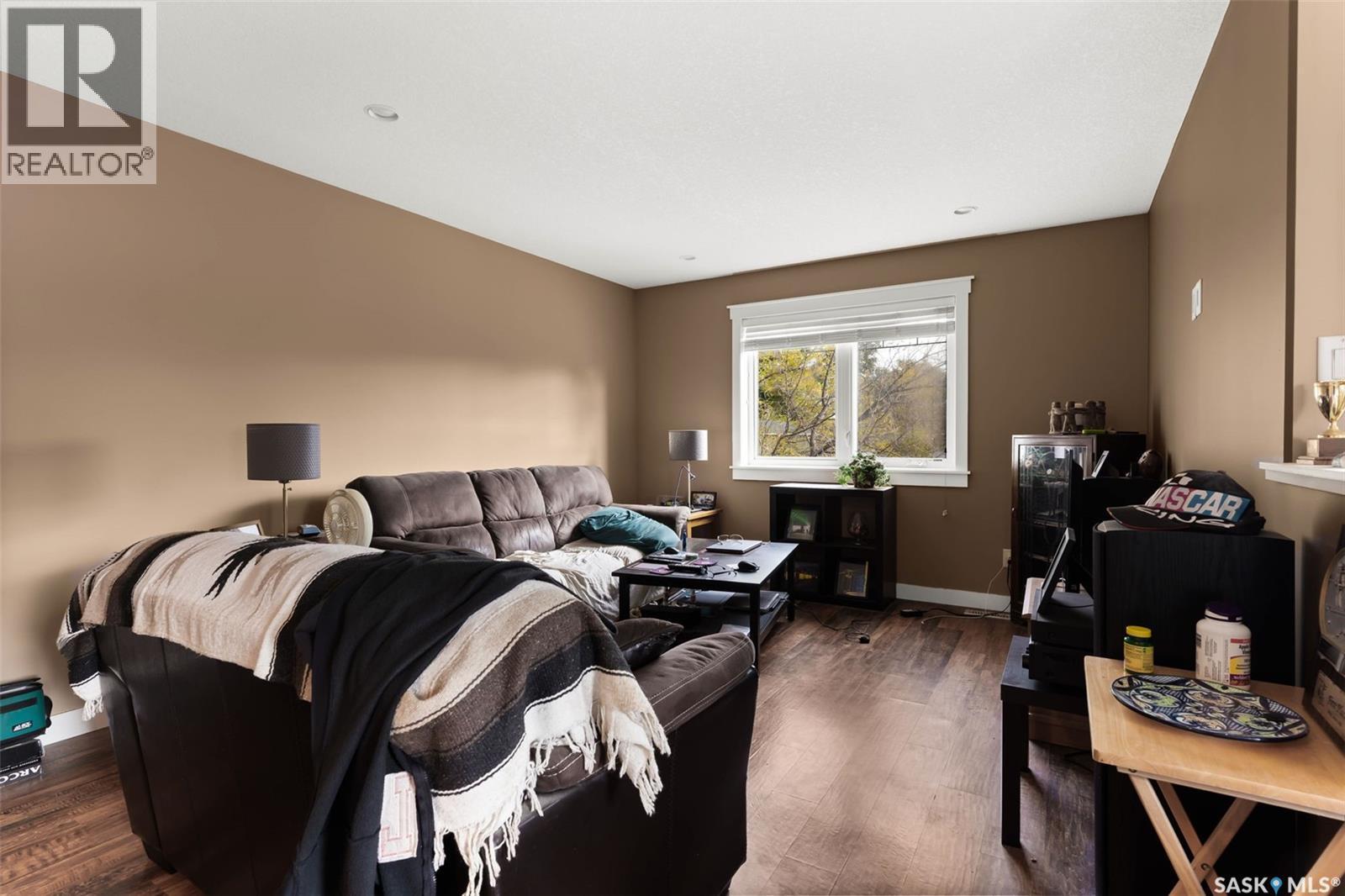 1358 Arthur Street, Regina, SK - Indoor