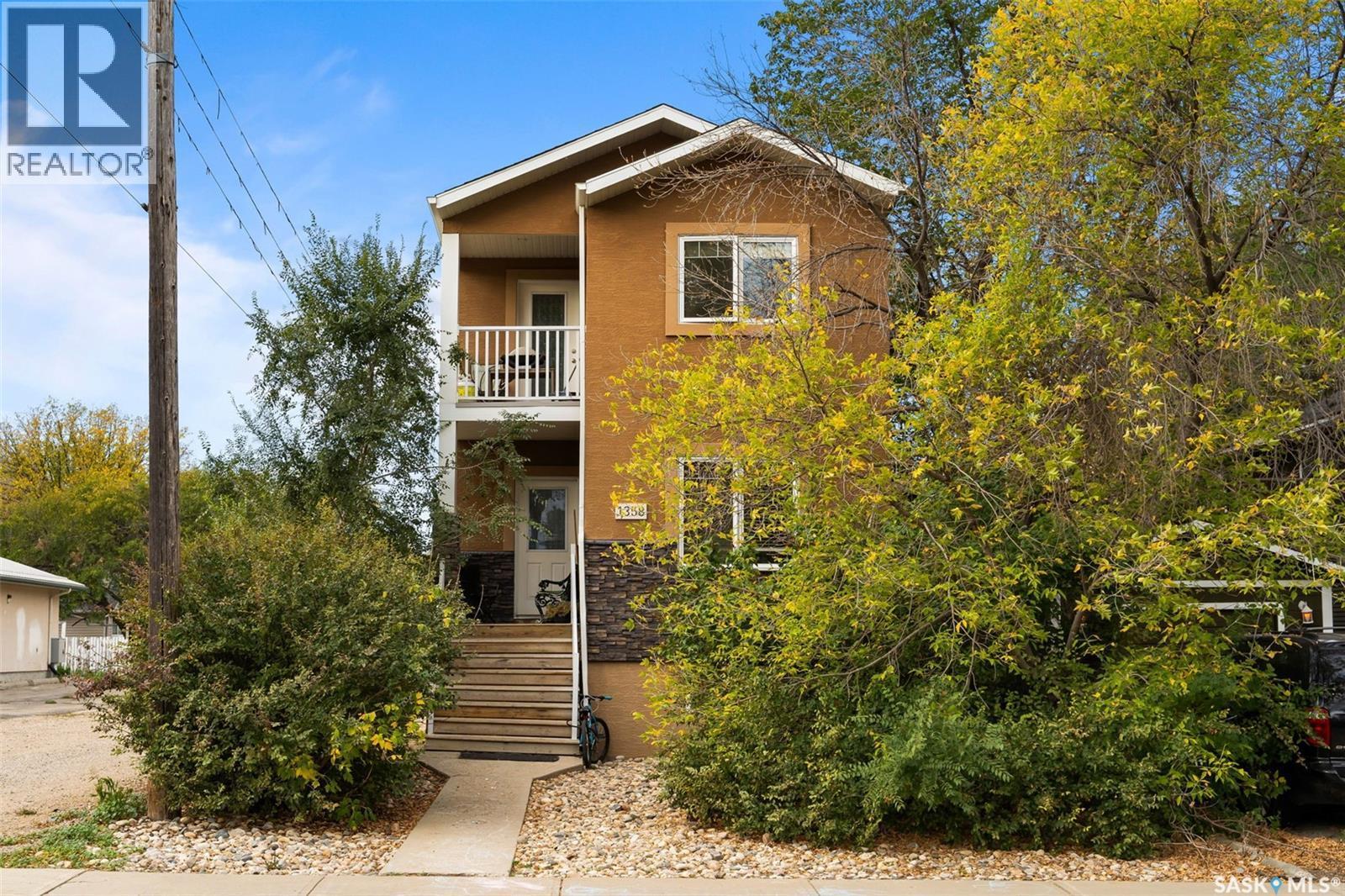 1358 Arthur Street, Regina, SK - Outdoor With Balcony
