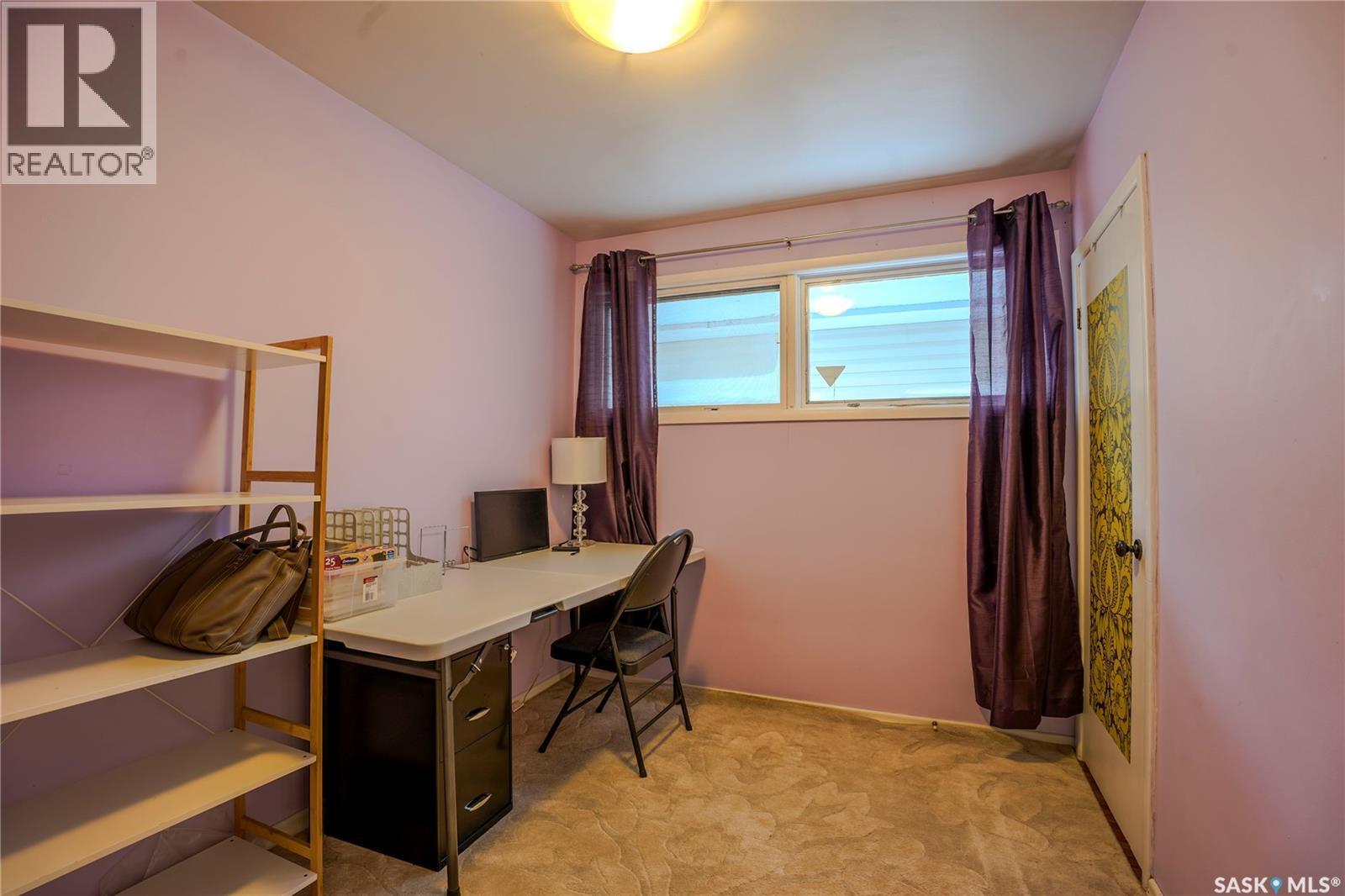 1812 Grant Drive, Regina, SK - Indoor