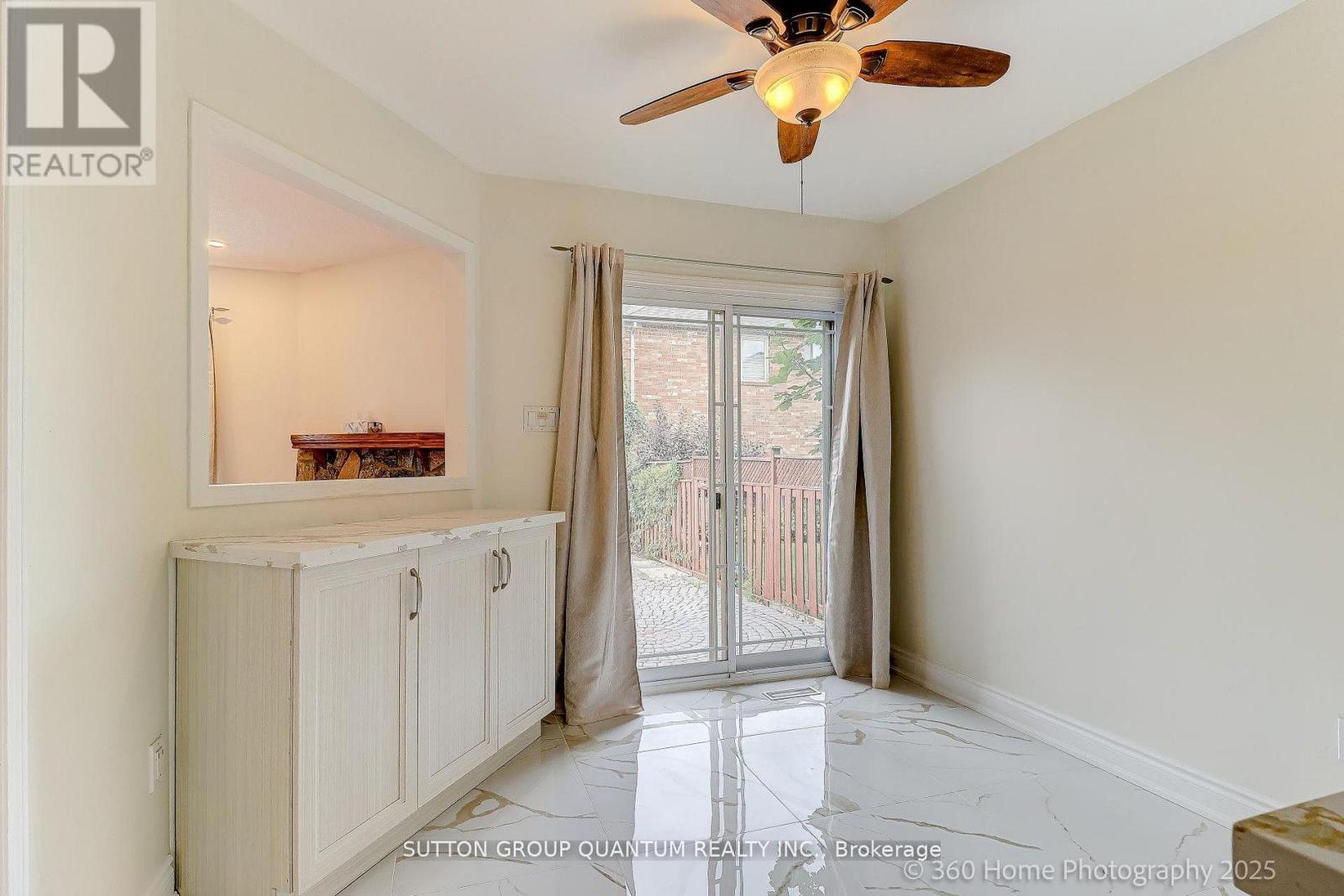 3246 Fanleaf Drive, Mississauga, ON - Indoor Photo Showing Other Room