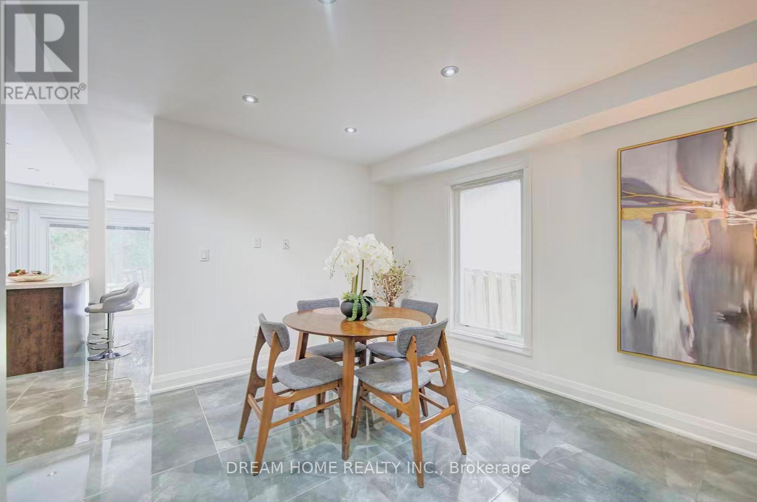 30 Marlow Crescent, Markham, ON - Indoor Photo Showing Dining Room
