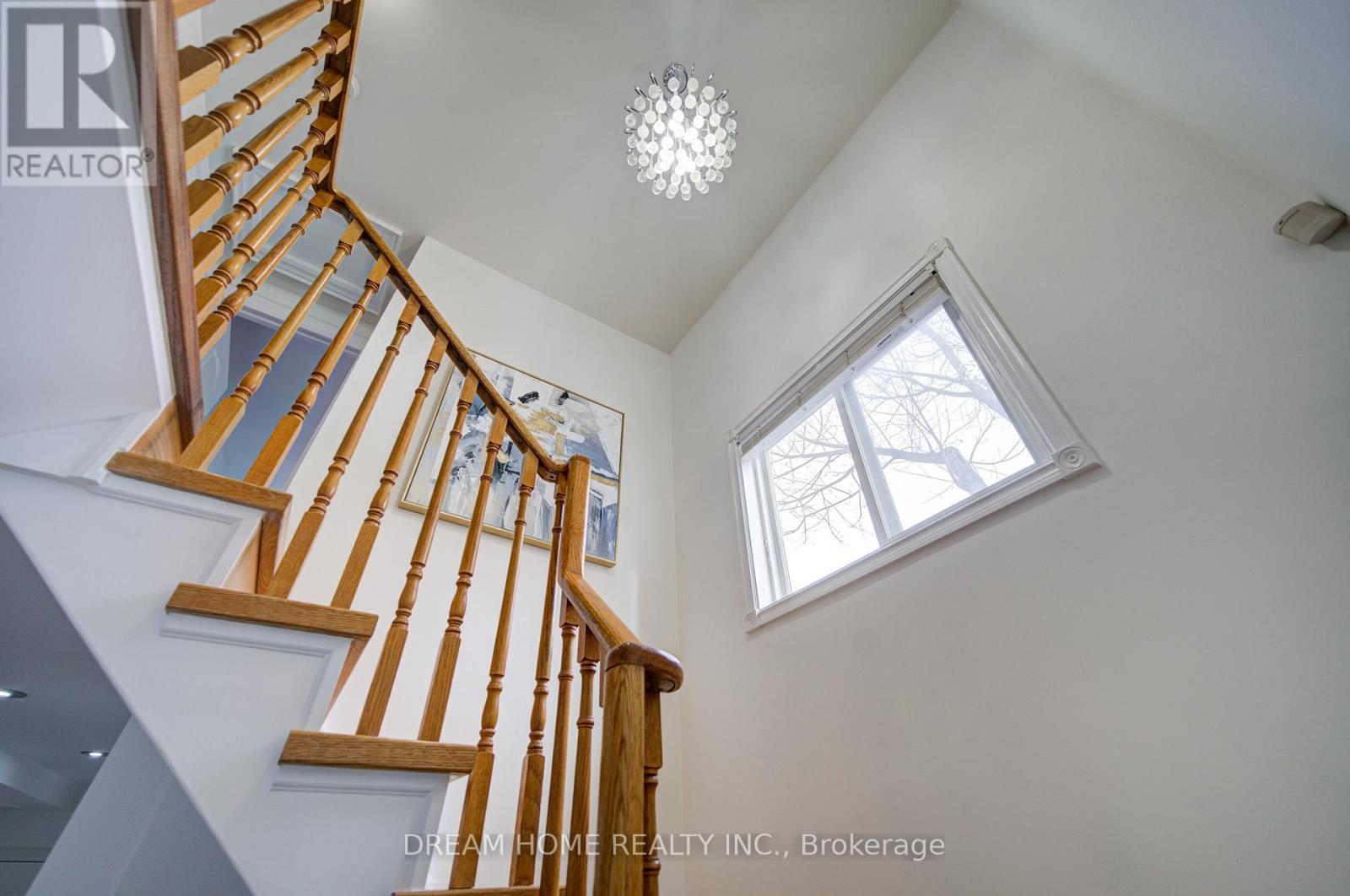30 Marlow Crescent, Markham, ON - Indoor Photo Showing Other Room