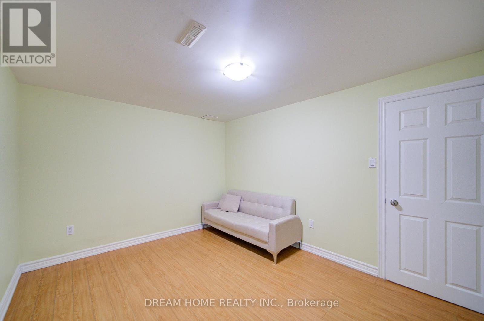 30 Marlow Crescent, Markham, ON - Indoor Photo Showing Other Room