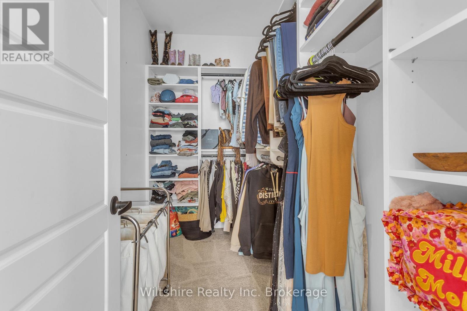 1105 - 361 Quarter Town Line, Tillsonburg, ON - Indoor With Storage