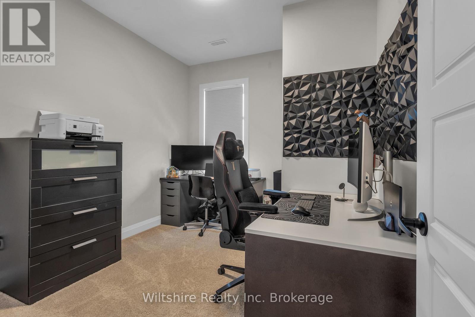 1105 - 361 Quarter Town Line, Tillsonburg, ON - Indoor Photo Showing Office