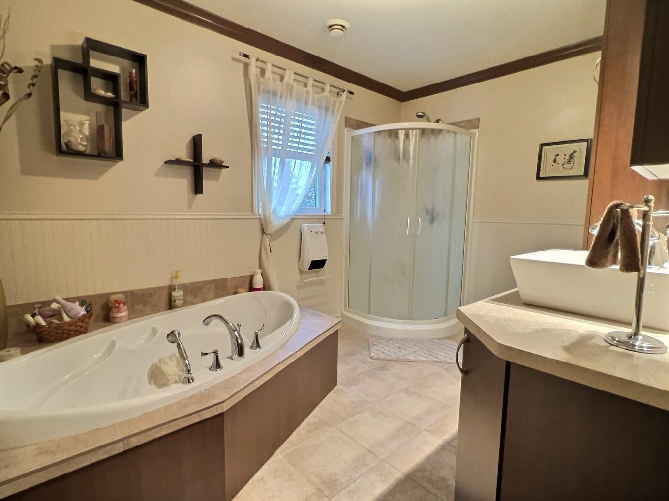 Salle de bains - 1335 Rue Bell, Drummondville, QC - Indoor Photo Showing Bathroom