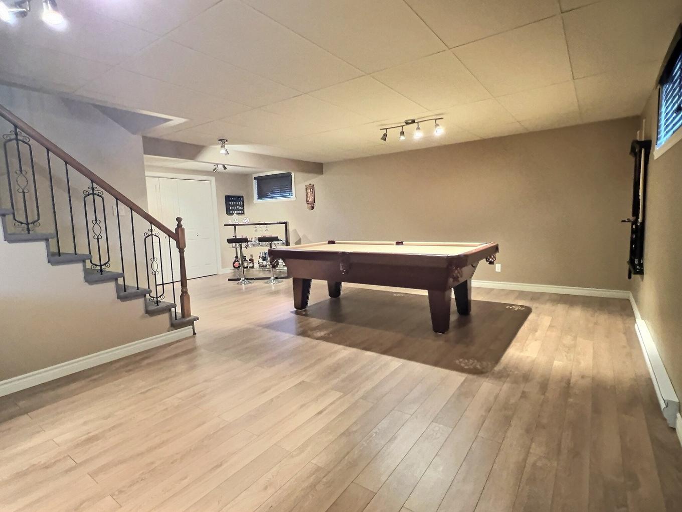 Salle familiale - 1335 Rue Bell, Drummondville, QC - Indoor Photo Showing Other Room