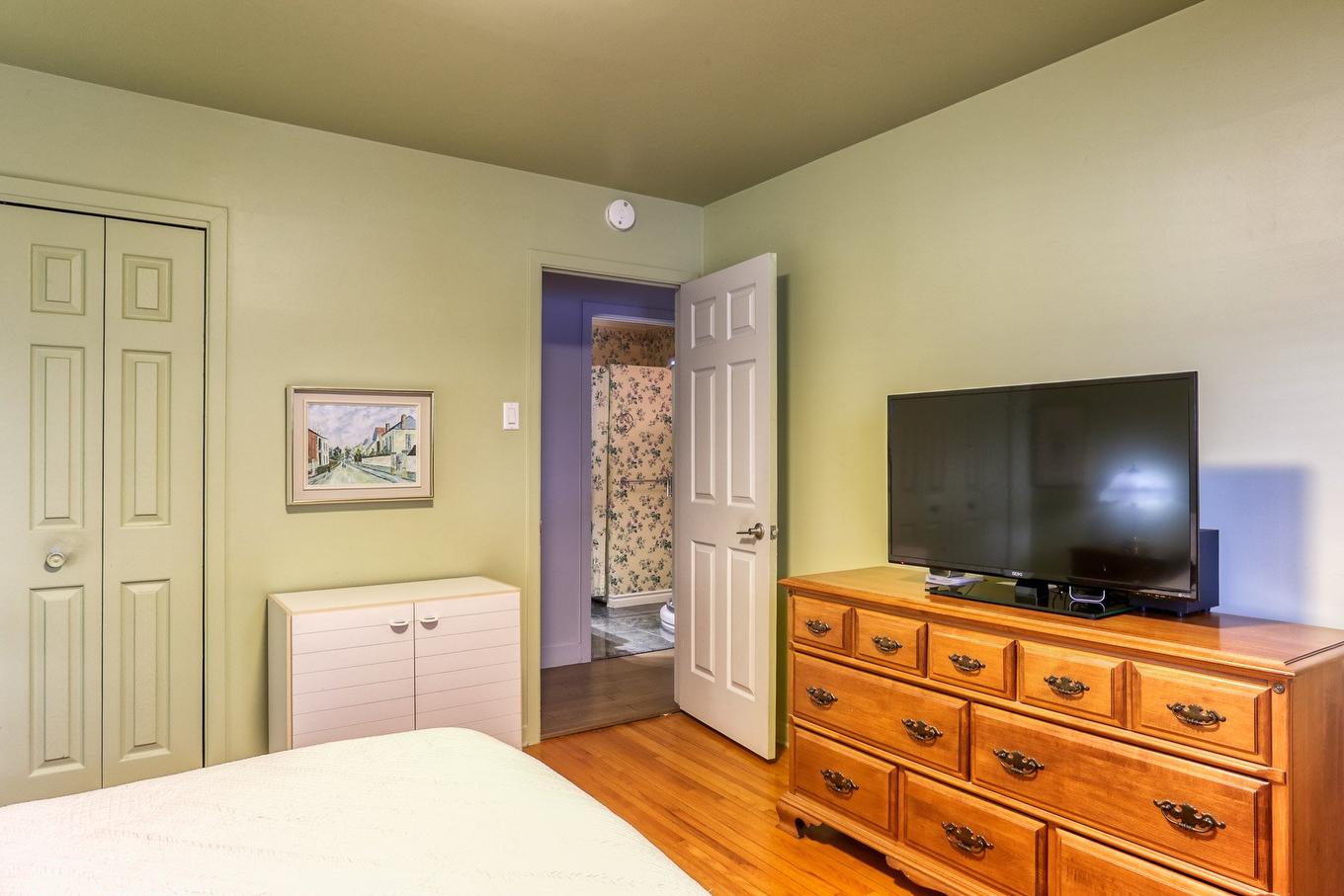 Chambre à coucher - 710 Rue Louis-Camirand, Trois-Rivières, QC - Indoor Photo Showing Bedroom