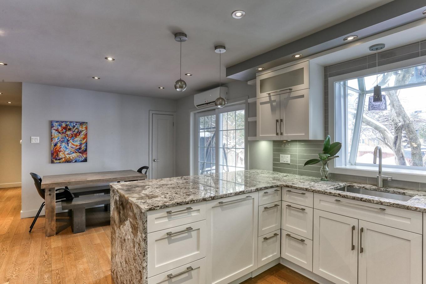 Cuisine - 710 Rue Louis-Camirand, Trois-Rivières, QC - Indoor Photo Showing Kitchen With Upgraded Kitchen