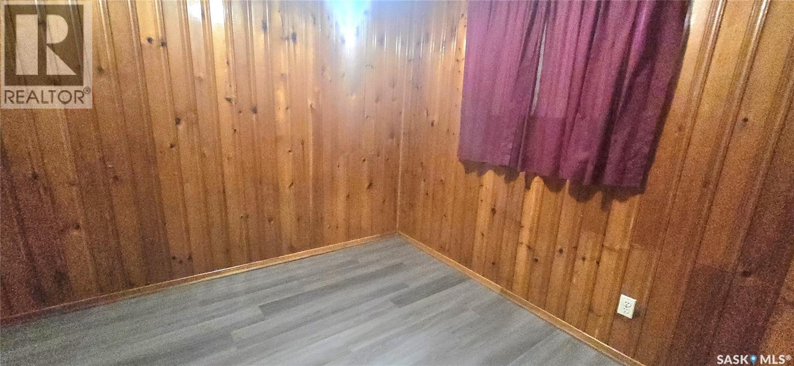 422 Mullin Avenue E, Regina, SK - Indoor Photo Showing Other Room