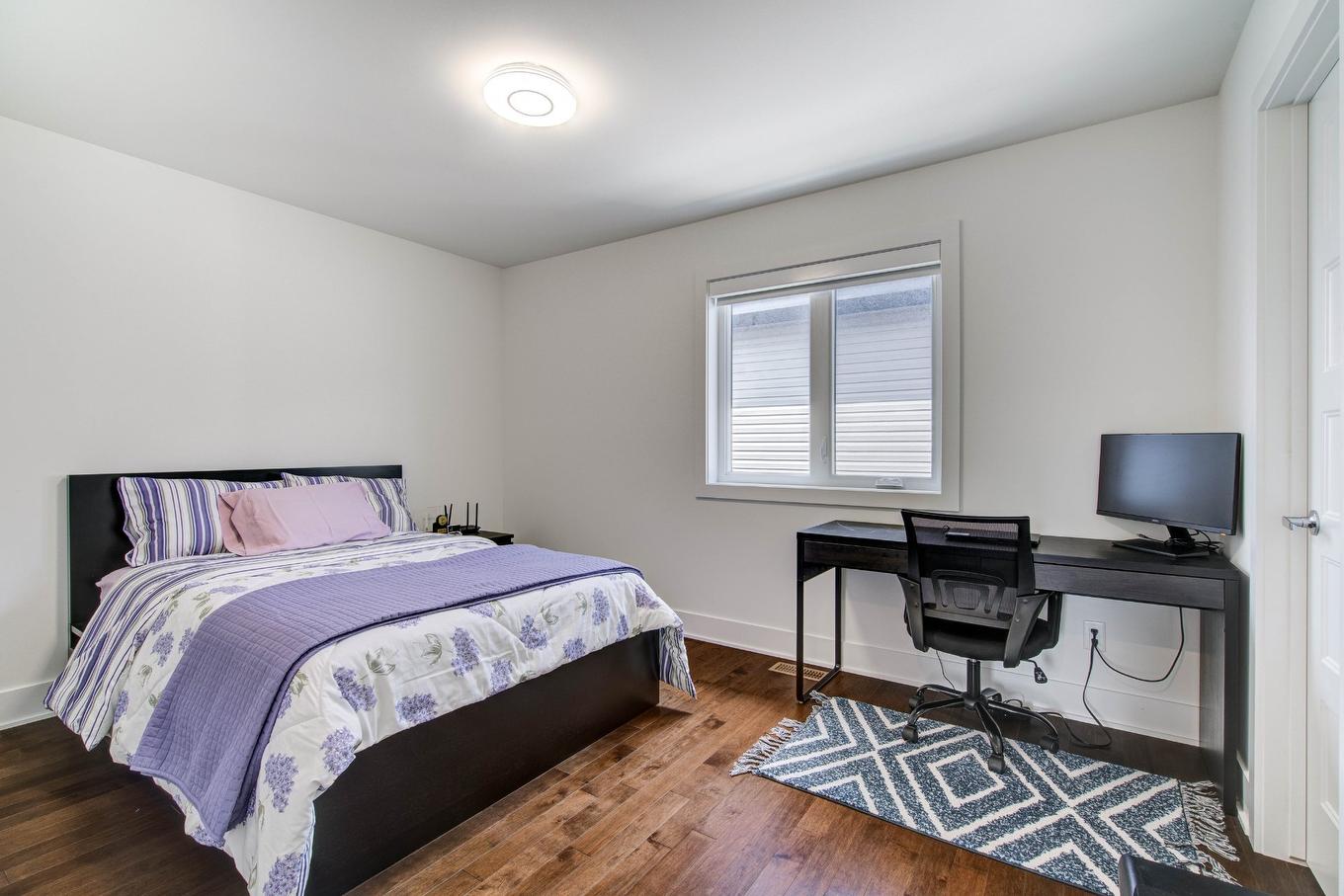 Chambre à coucher - 3444 Rue Du Collège, Longueuil (Saint-Hubert), QC - Indoor Photo Showing Bedroom