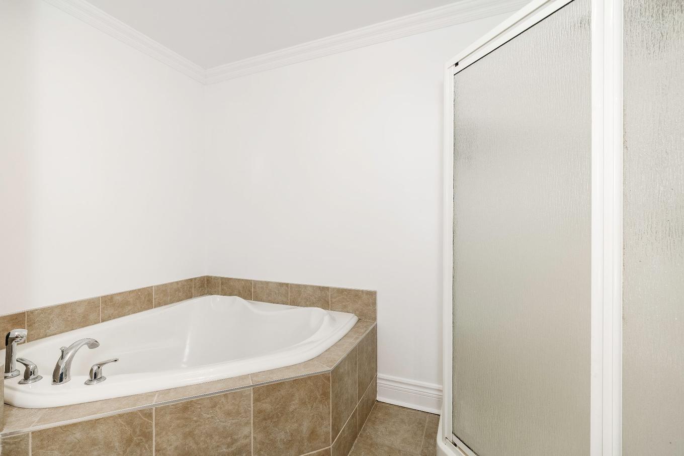 Bathroom - 2476 Boul. Lebourgneuf, Québec (Les Rivières), QC - Indoor Photo Showing Bathroom