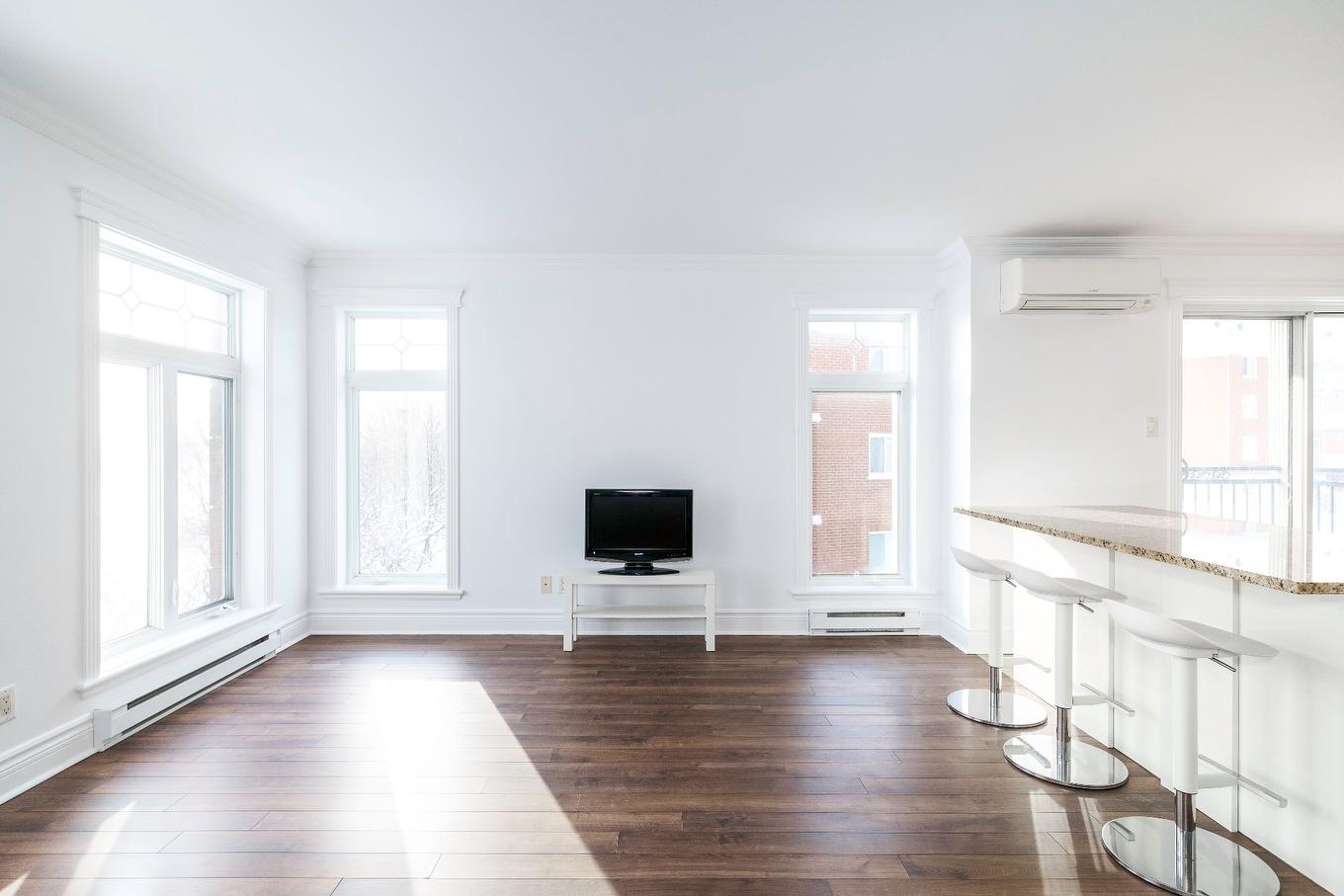 Living room - 2476 Boul. Lebourgneuf, Québec (Les Rivières), QC - Indoor Photo Showing Other Room