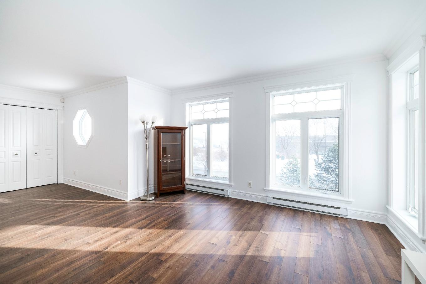 Living room - 2476 Boul. Lebourgneuf, Québec (Les Rivières), QC - Indoor Photo Showing Other Room