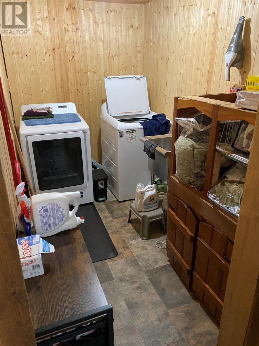 Laundry - 5 Main Street, Portland Creek, NL - Indoor
