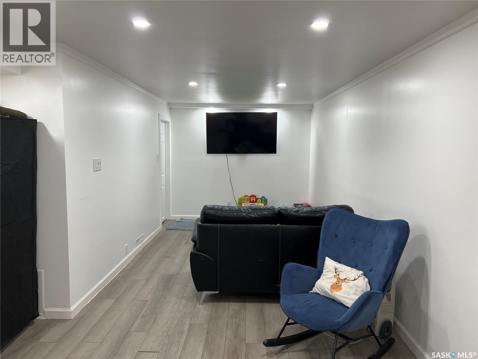 87 Merlin Crescent, Regina, SK - Indoor Photo Showing Other Room