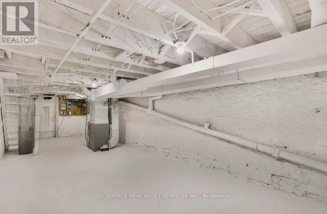 232 King Street W, Hamilton, ON