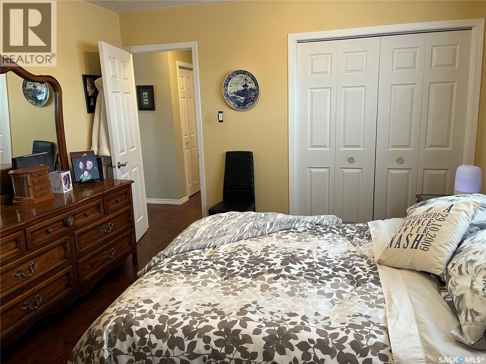 108 7Th Avenue E, Lafleche, SK - Indoor Photo Showing Bedroom