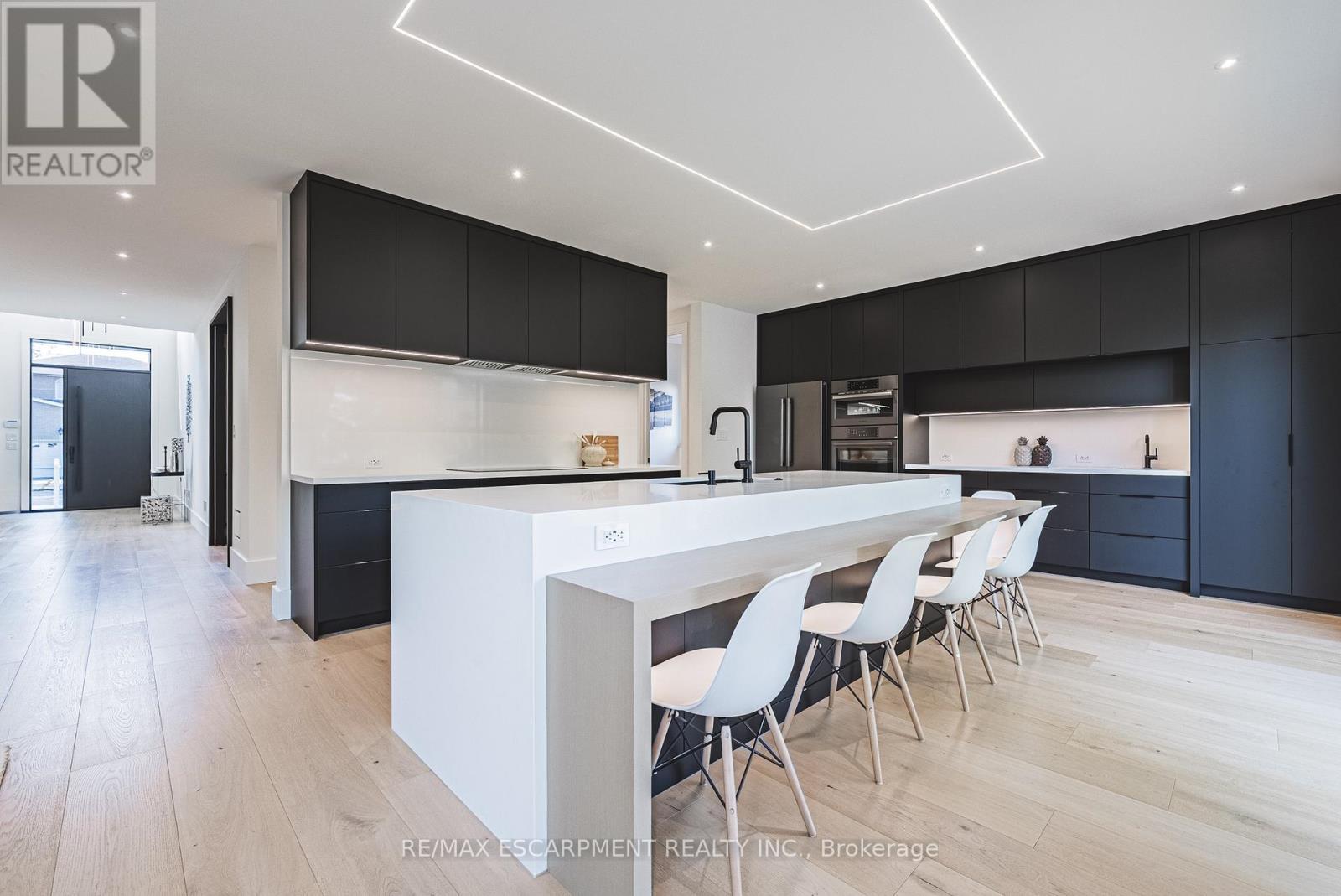 135 Eleanor Avenue, Hamilton, ON - Indoor