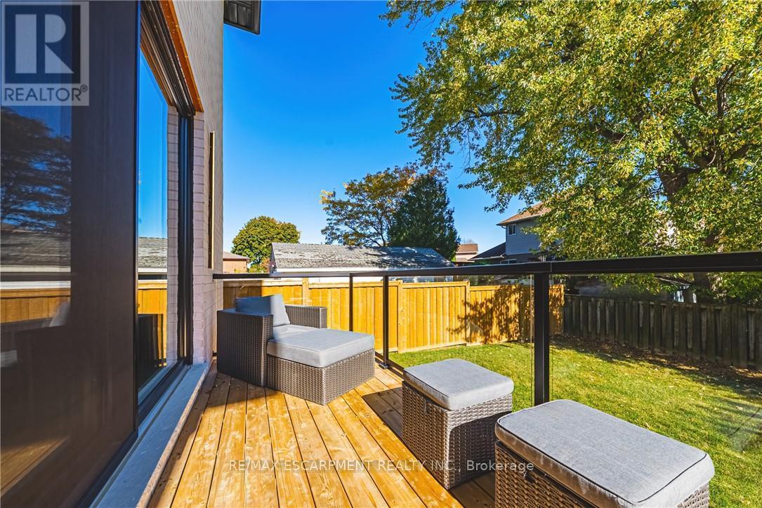 135 Eleanor Avenue, Hamilton, ON - Outdoor