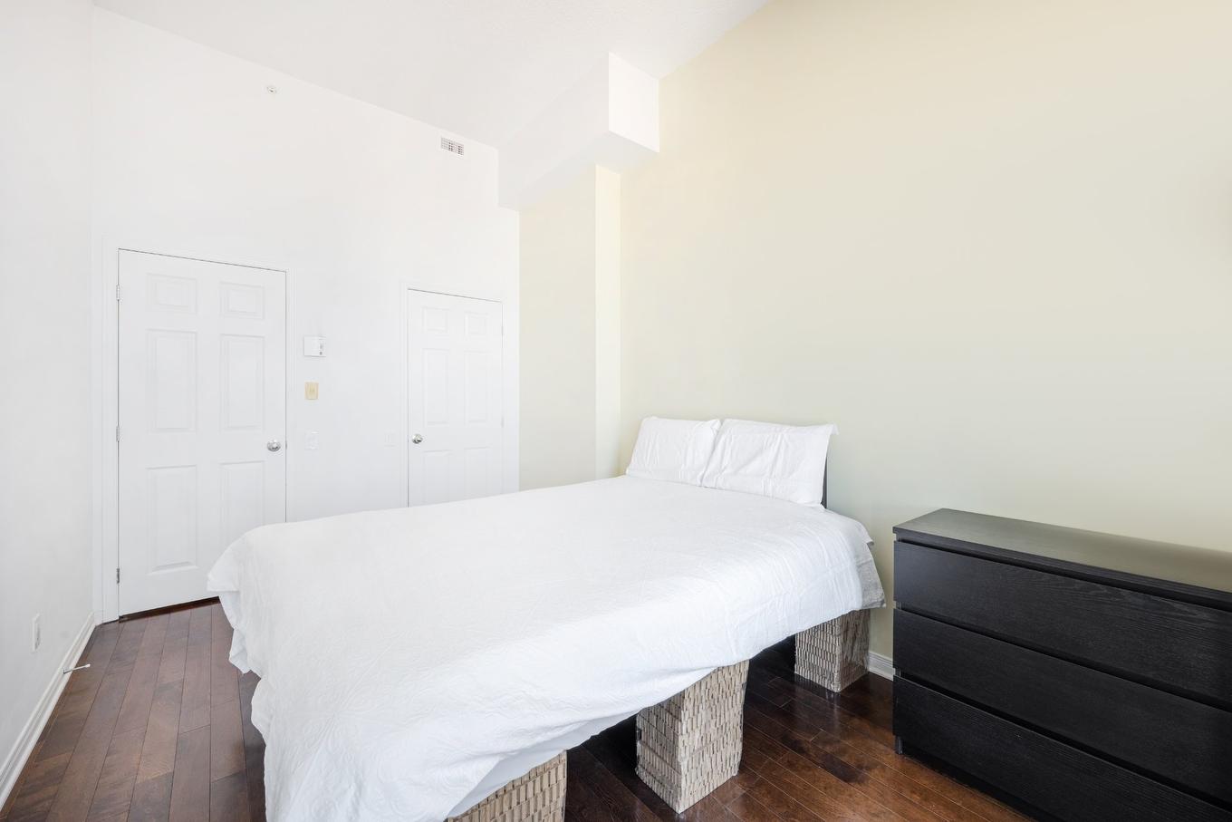 Bedroom - 1212-4975 Rue Jean-Talon O., Montréal (Côte-Des-Neiges/Notre-Dame-De-Grâce), QC - Indoor Photo Showing Bedroom