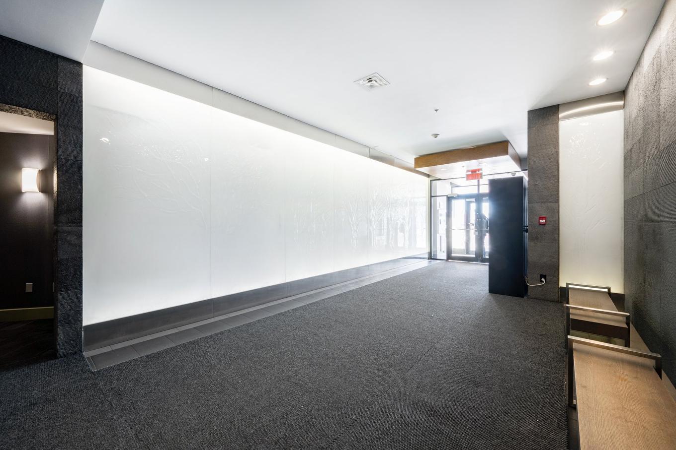 Hall - 1212-4975 Rue Jean-Talon O., Montréal (Côte-Des-Neiges/Notre-Dame-De-Grâce), QC - Indoor Photo Showing Other Room