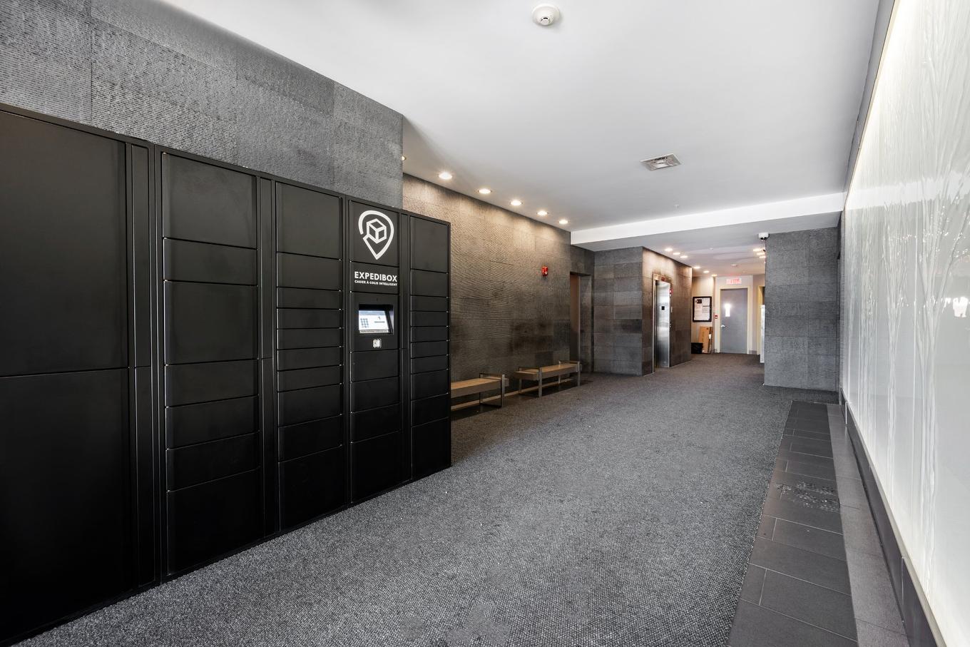 Hall - 1212-4975 Rue Jean-Talon O., Montréal (Côte-Des-Neiges/Notre-Dame-De-Grâce), QC - Indoor Photo Showing Other Room