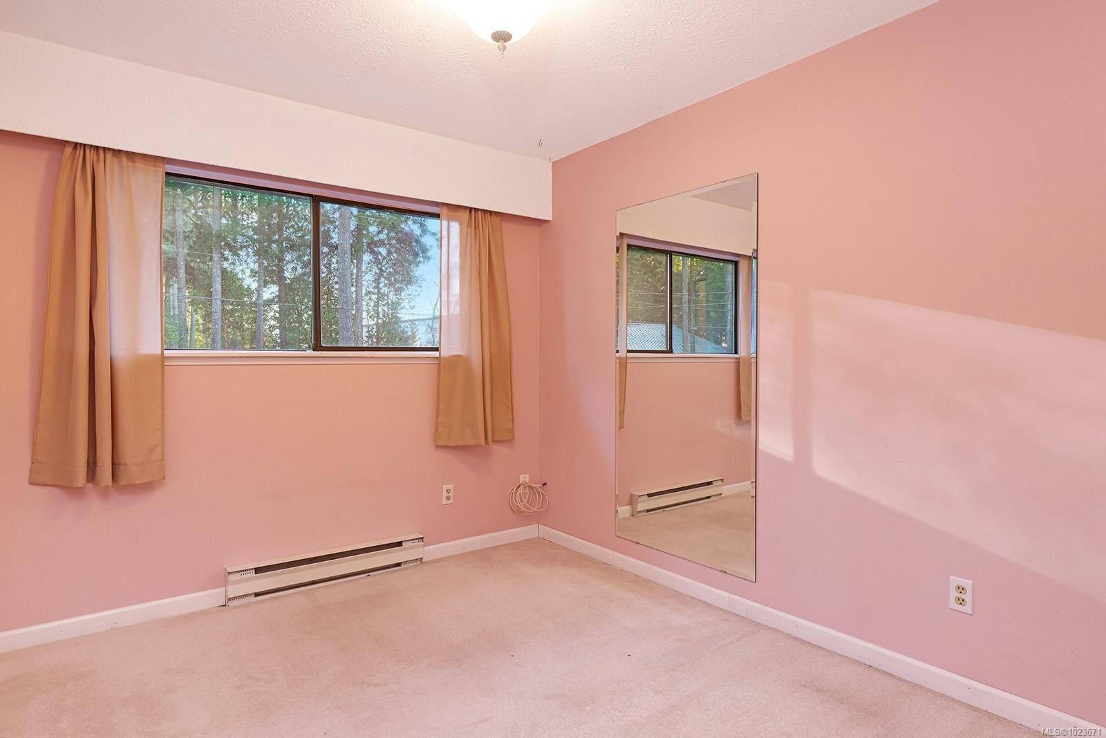 436 Pinecrest Rd, Campbell River, BC