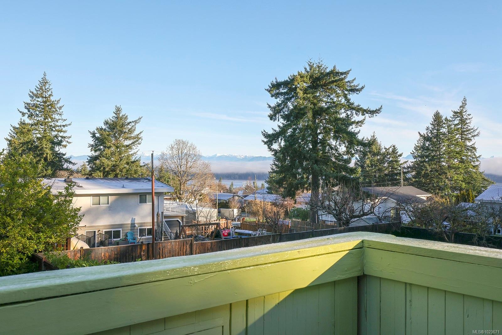 436 Pinecrest Rd, Campbell River, BC