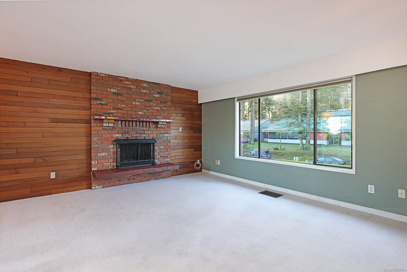 436 Pinecrest Rd, Campbell River, BC