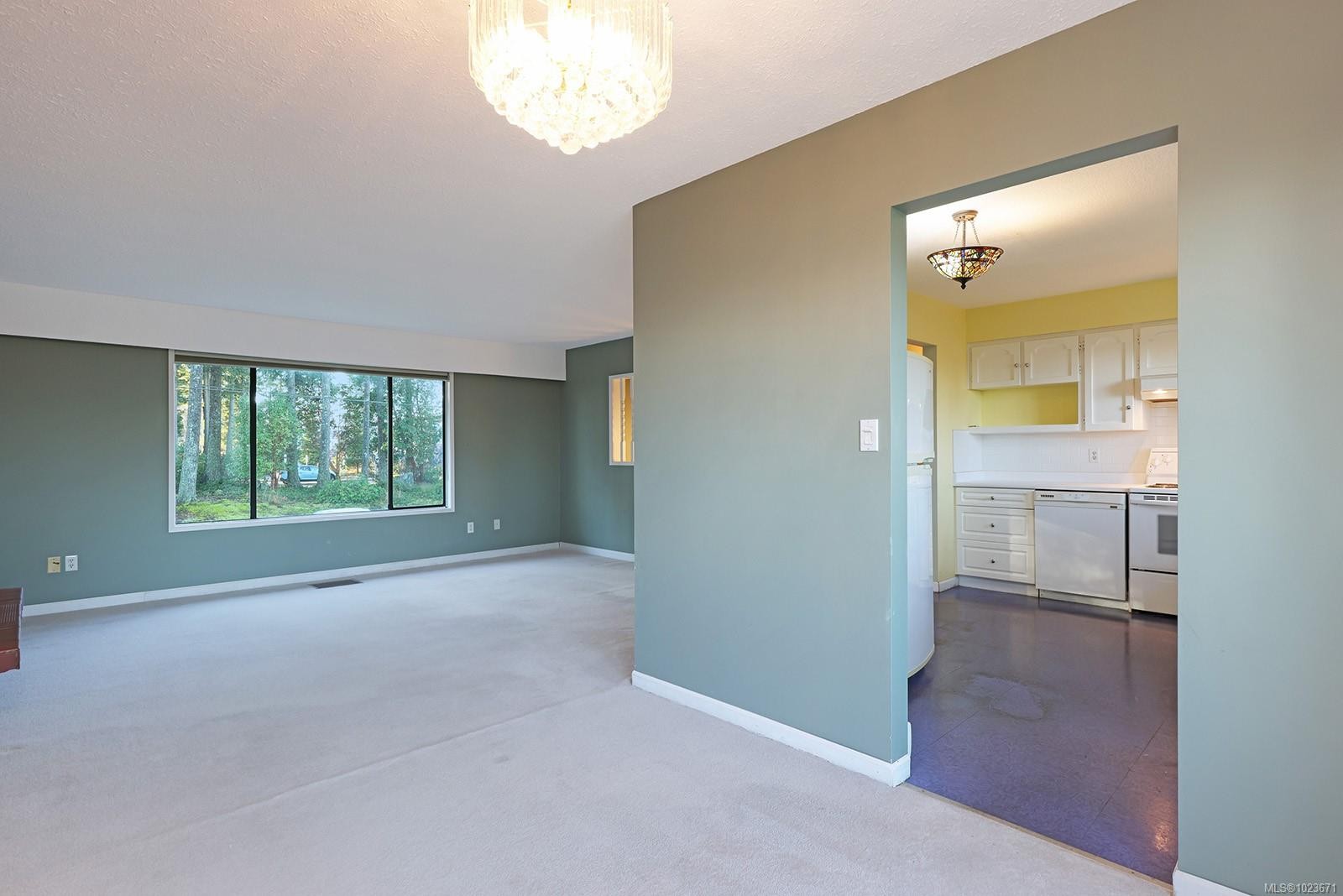 436 Pinecrest Rd, Campbell River, BC