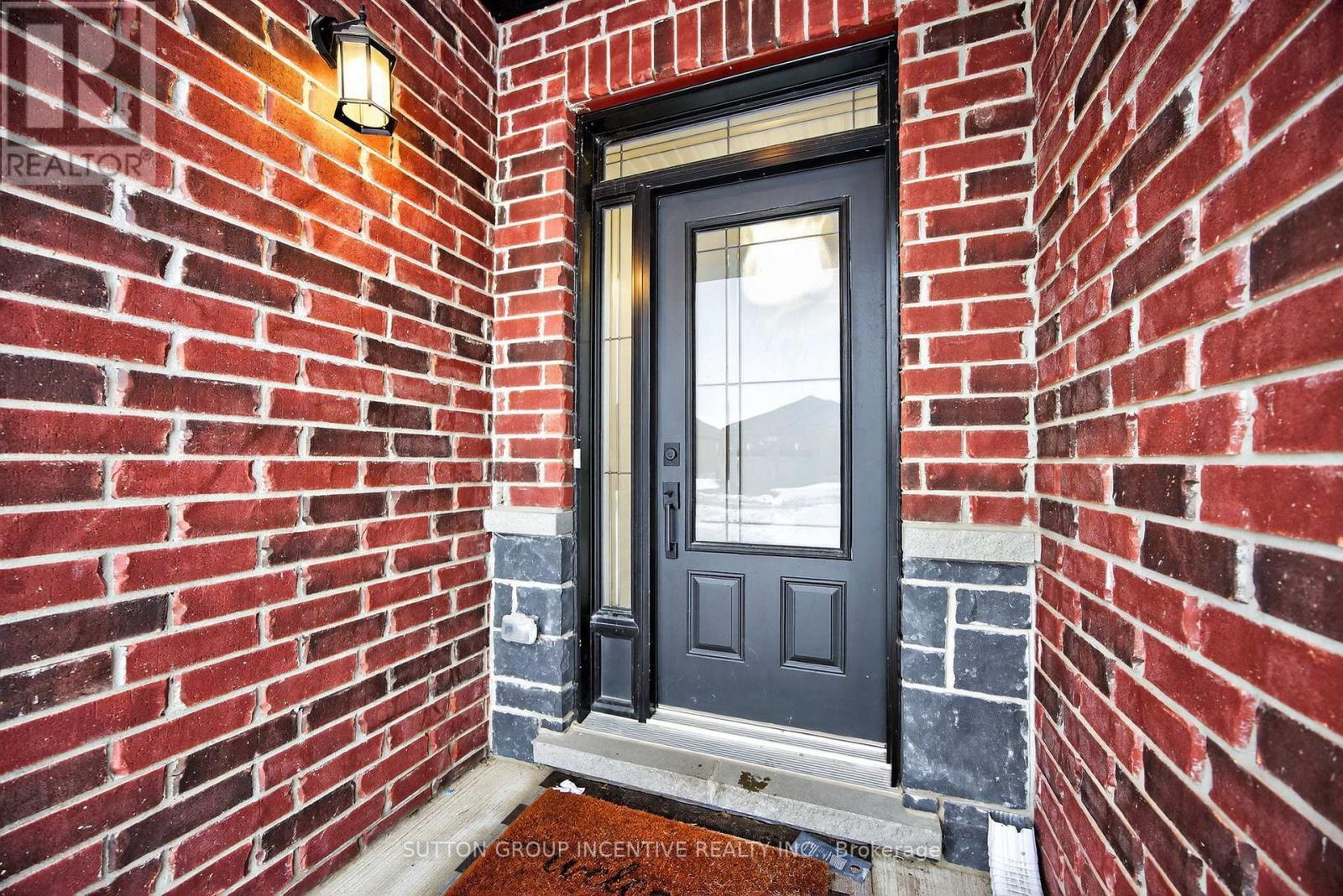 123 Ritchie Crescent, Springwater, ON - Indoor Photo Showing Other Room