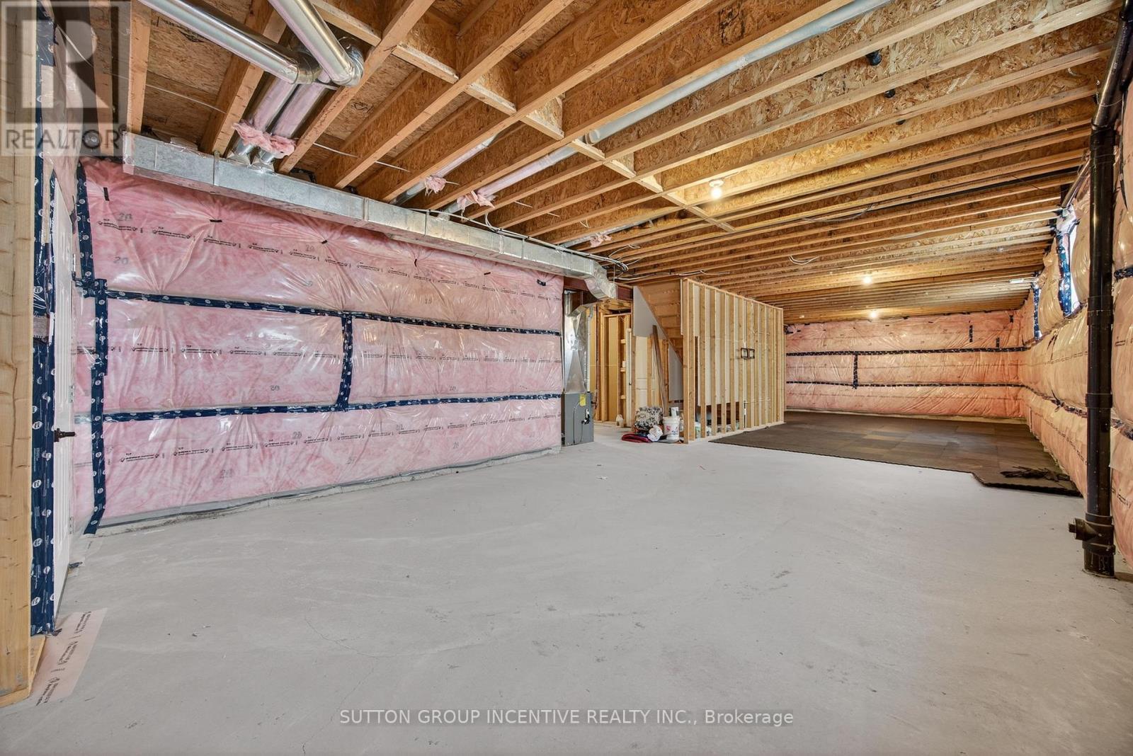 123 Ritchie Crescent, Springwater, ON - Indoor Photo Showing Basement