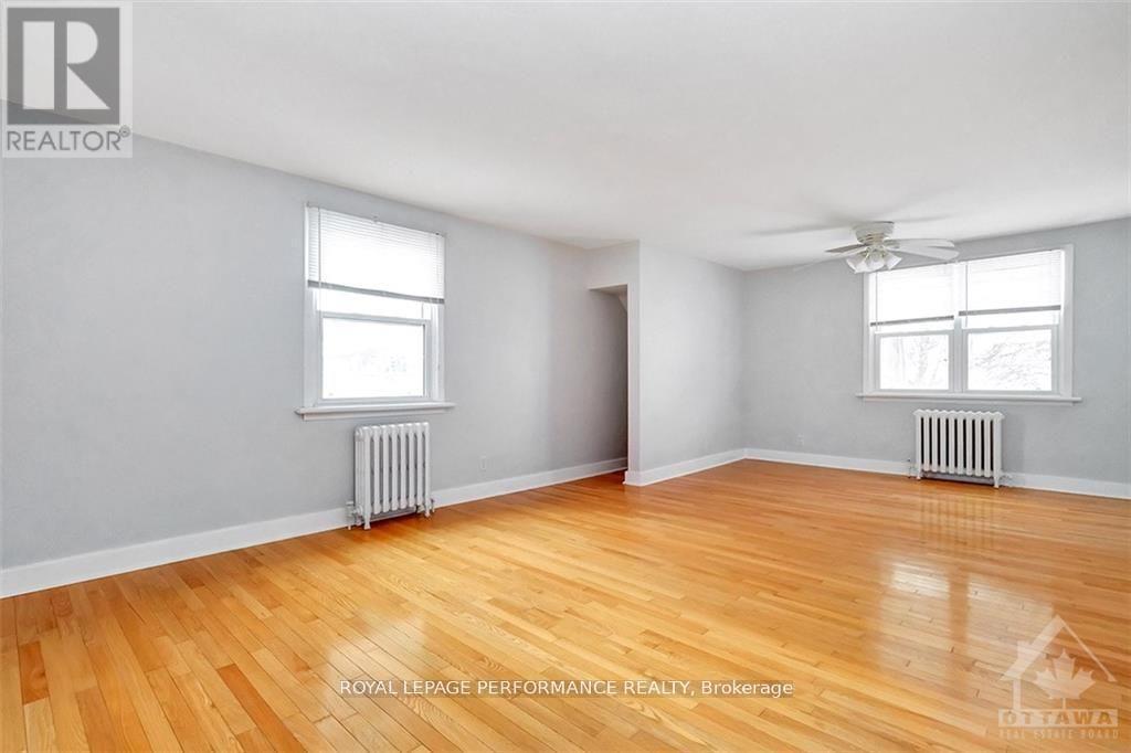 472 Woodland Avenue, Ottawa, ON - Indoor Photo Showing Other Room