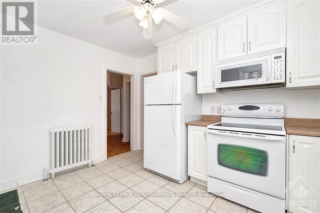 472 Woodland Avenue, Ottawa, ON - Indoor Photo Showing Kitchen