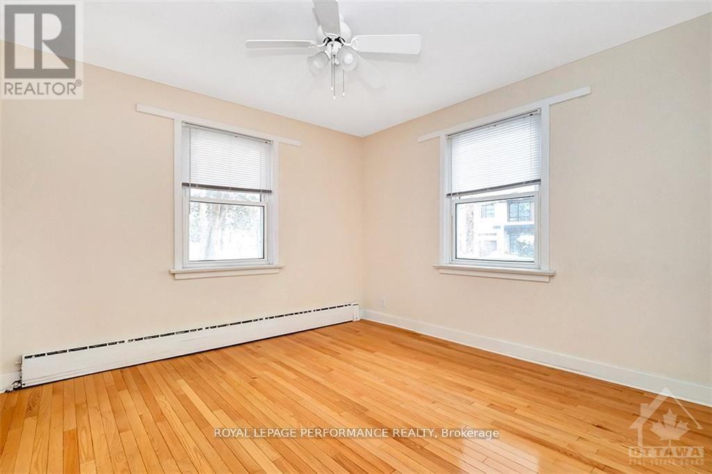 472 Woodland Avenue, Ottawa, ON - Indoor Photo Showing Other Room