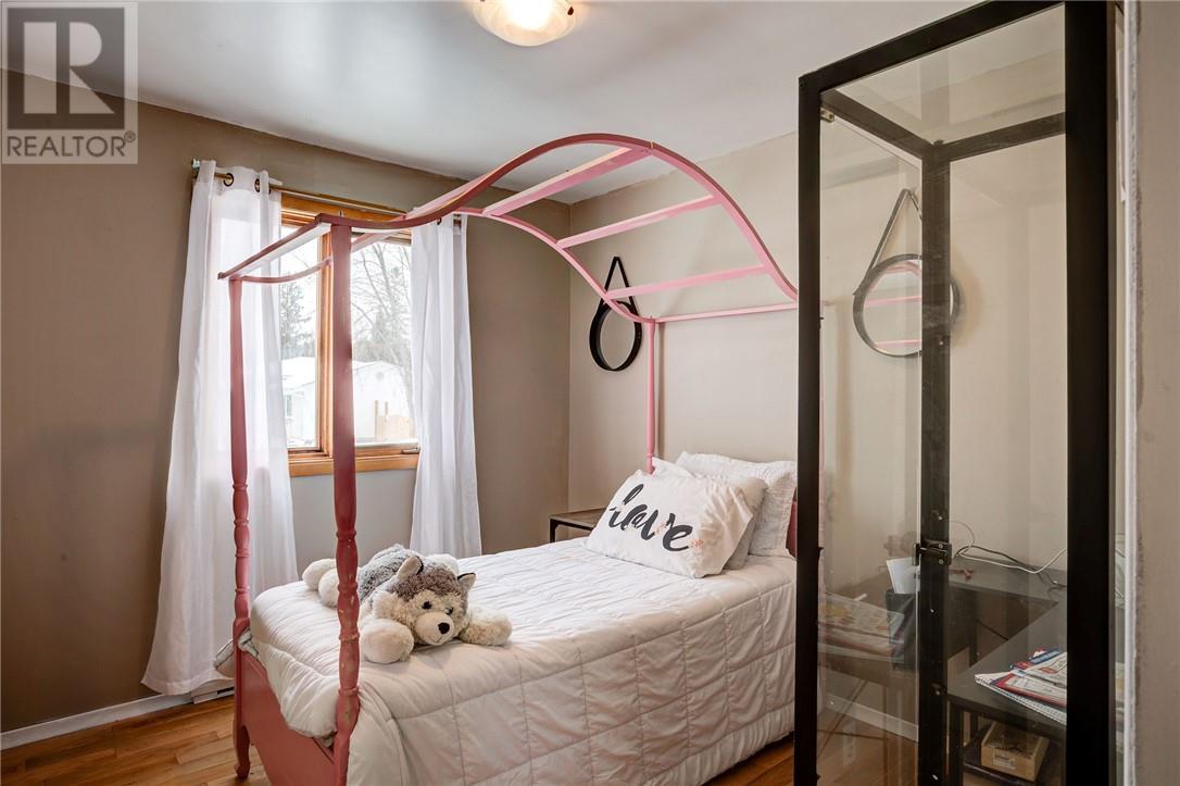 486 Bois, Espanola, ON - Indoor Photo Showing Bedroom