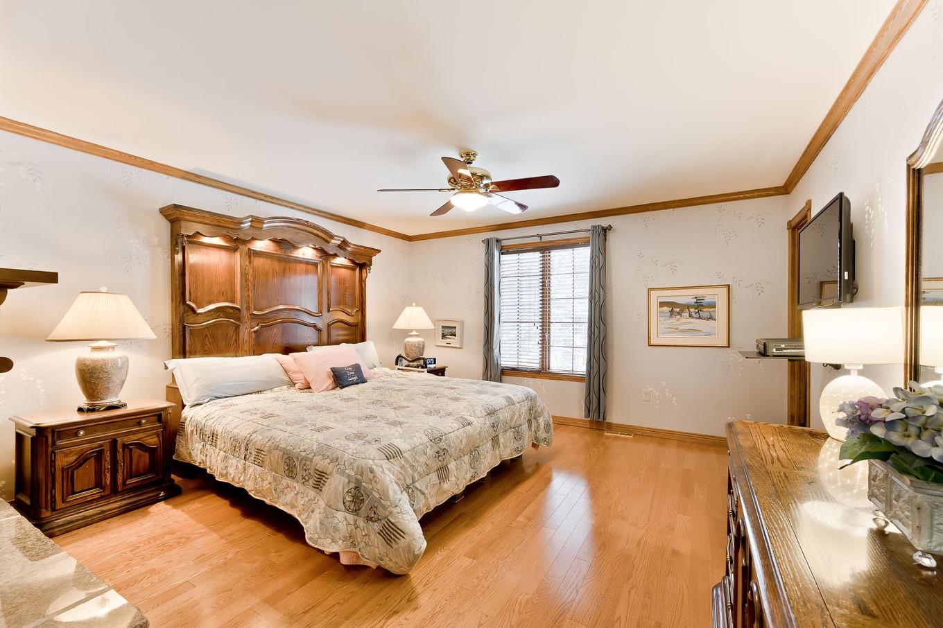 Primary bedroom - 2190 Rue Hugo, Sherbrooke (Les Nations), QC - Indoor Photo Showing Bedroom