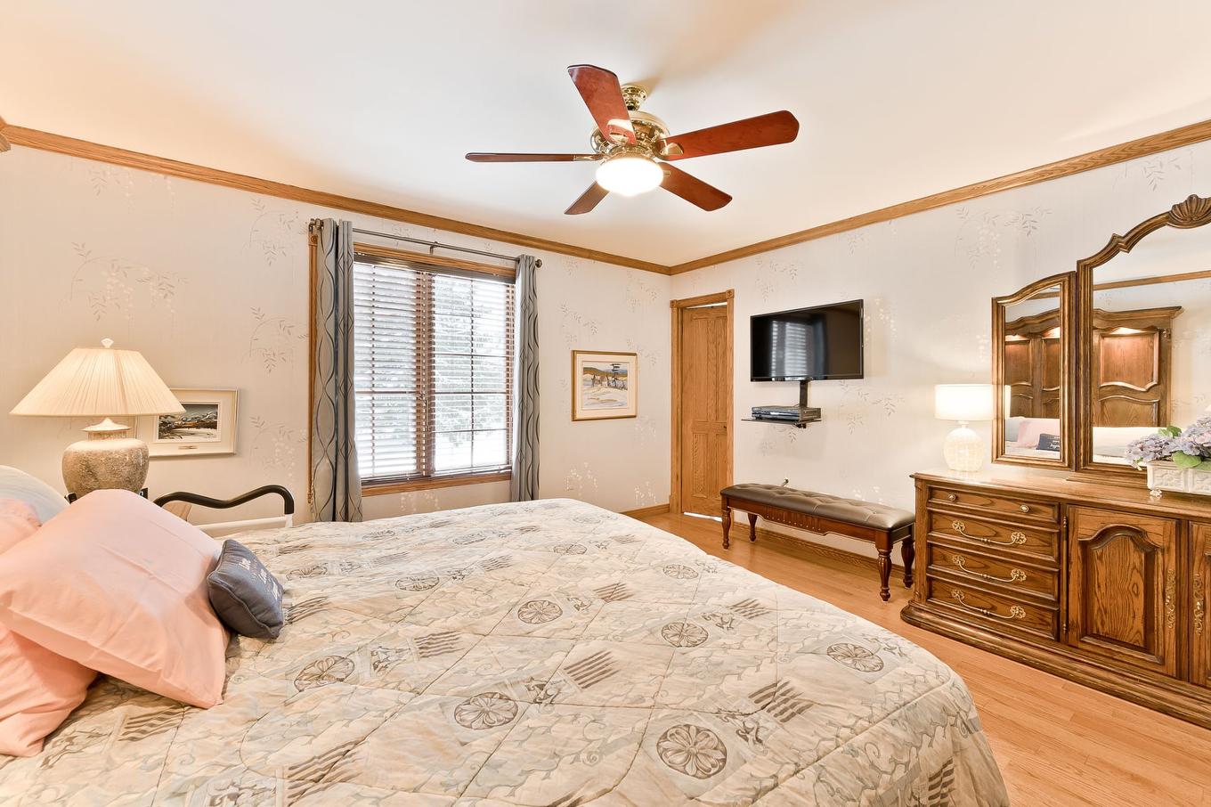 Primary bedroom - 2190 Rue Hugo, Sherbrooke (Les Nations), QC - Indoor Photo Showing Bedroom