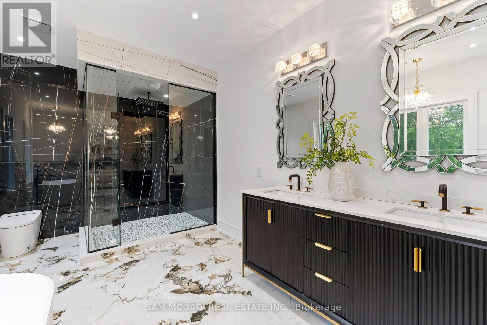 193 Mateo Place, Mississauga, ON - Indoor Photo Showing Bathroom